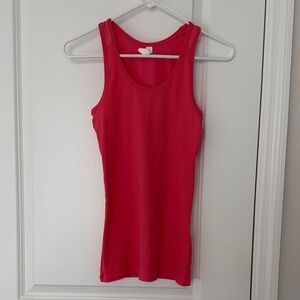 Womens under Armour heat gear tank top. Size Small. Like new